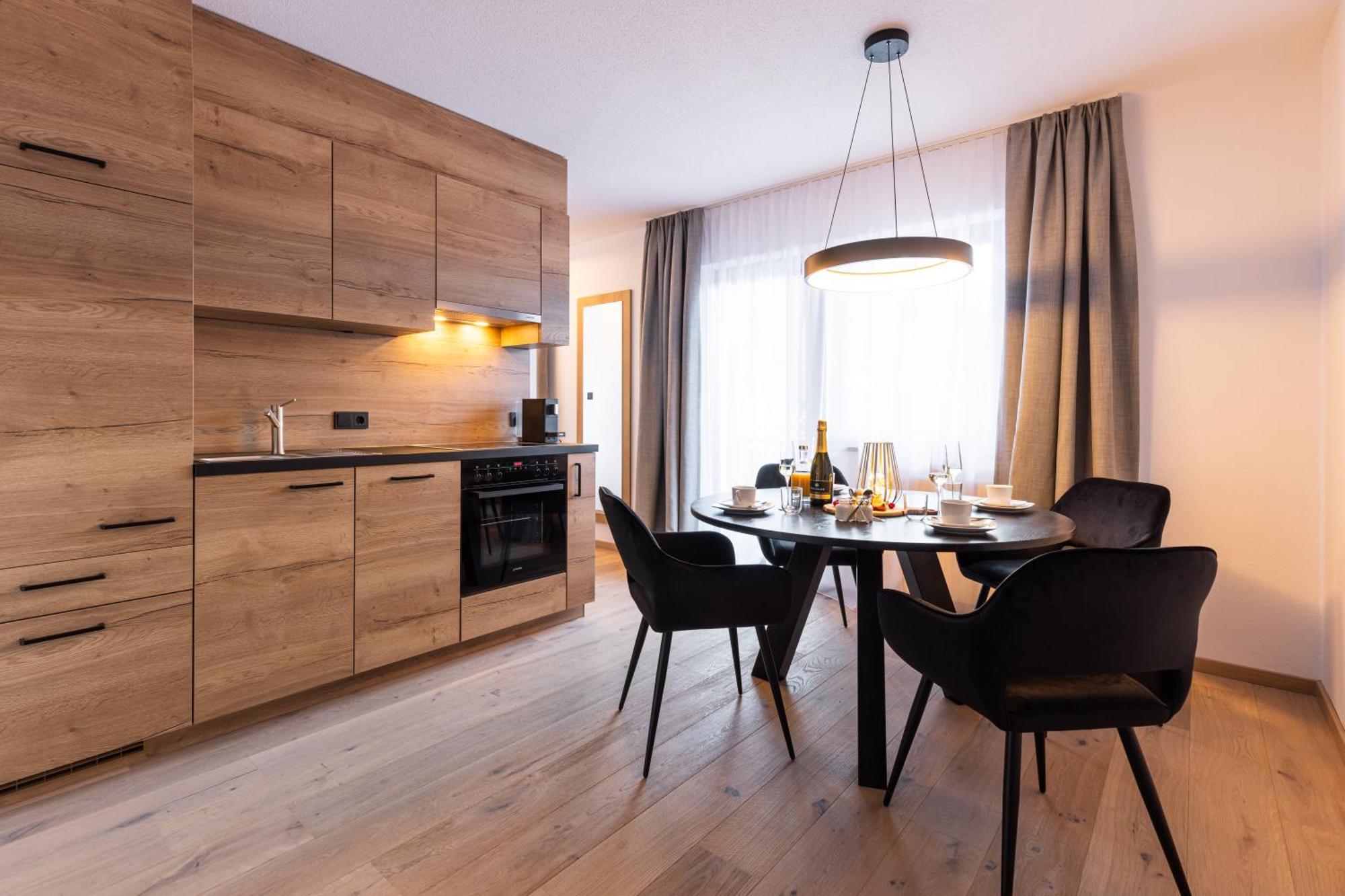 Quality Hosts Arlberg - Afoch Fei - Das Landhaus Sankt Anton am Arlberg Kültér fotó