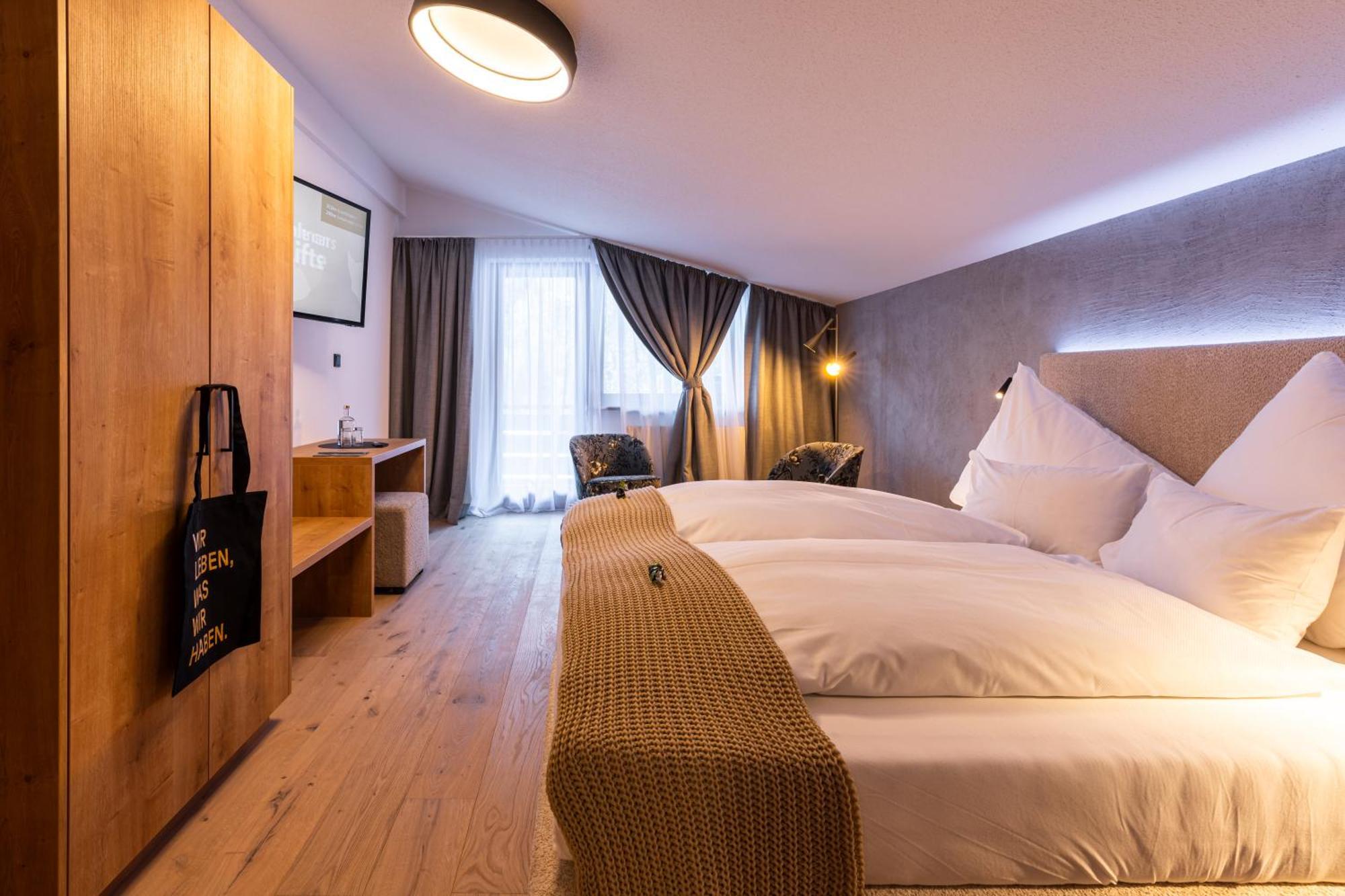Quality Hosts Arlberg - Afoch Fei - Das Landhaus Sankt Anton am Arlberg Kültér fotó